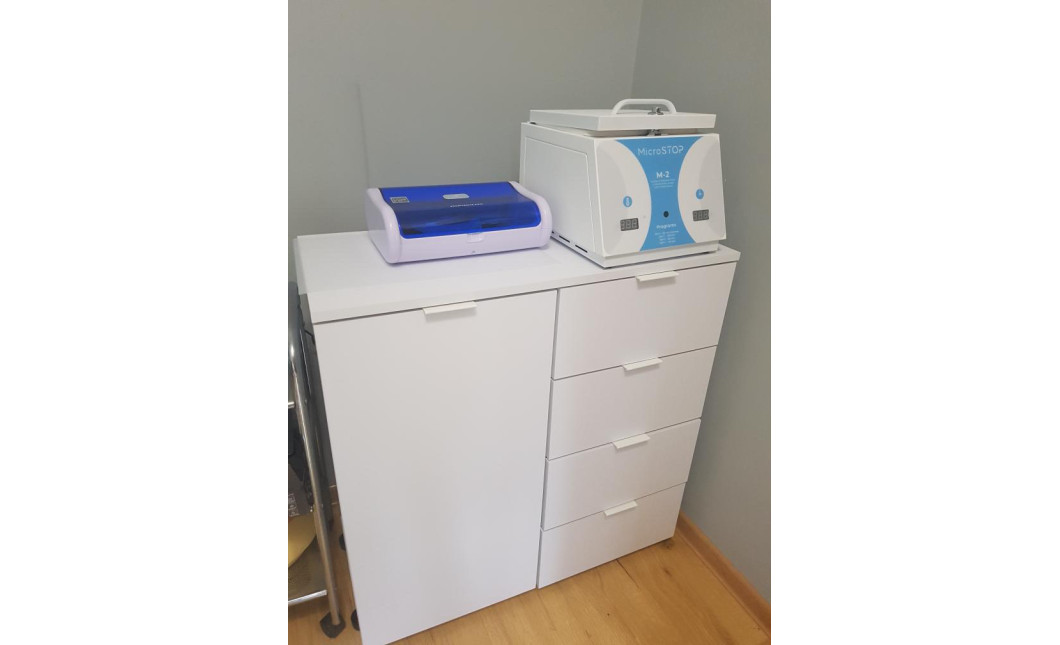 Kommode Doros Ron 1 Weiß 1 Türen 4 Schubladen 80x38x81 (41516005)