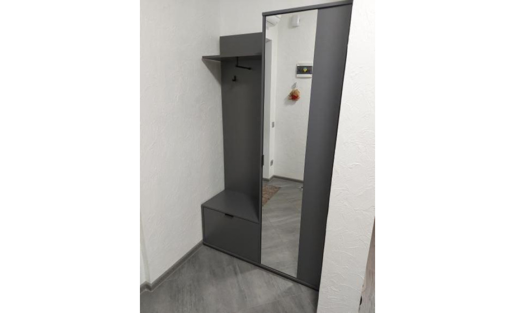 Flurschrank Doros Dora Graphitgrau 113,5x40x192 (44900219)