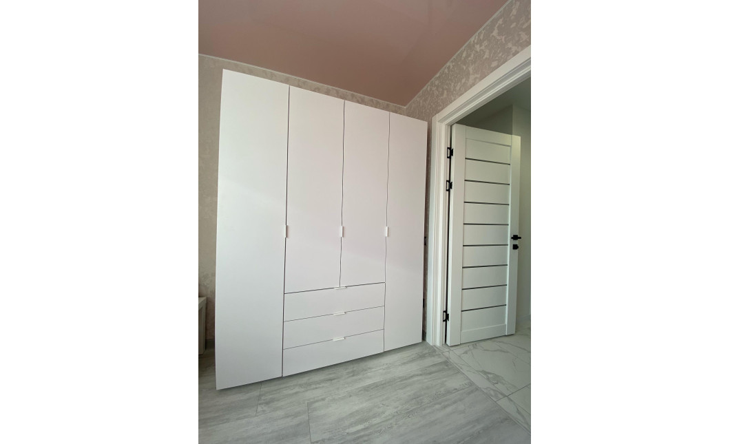 Kleiderschrank Doros Gelar mit Drehtüren Weiß 4 Türen 155x49,5x203,4 (80397642)