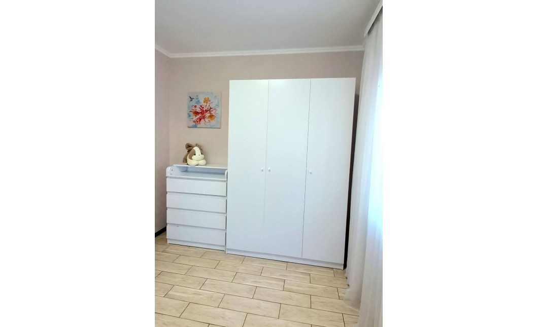 Kleiderschrank Doros Promo mit Drehtüren Weiß 3 Türen 135x48x204 (80737071)
