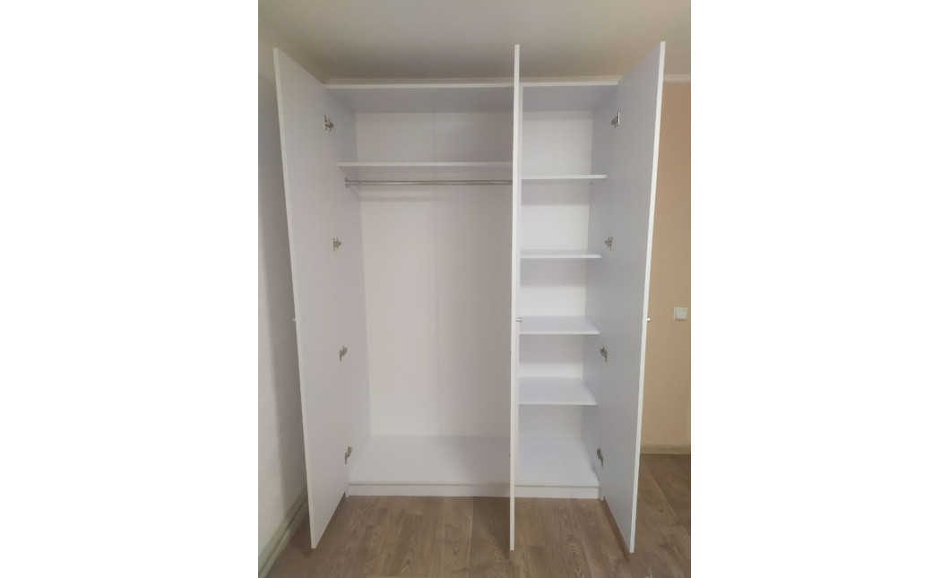 Kleiderschrank Doros Promo mit Drehtüren Weiß 3 Türen 135x48x204 (80737071)